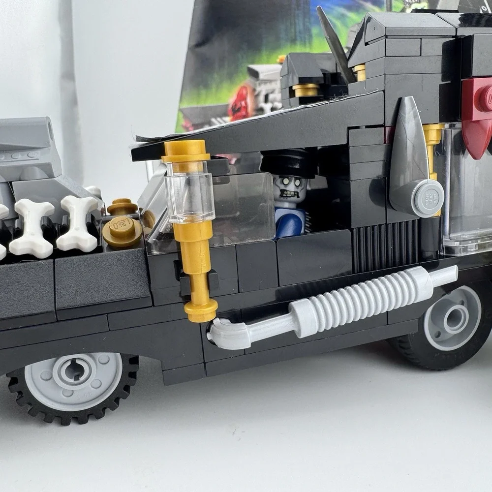 LEGO Monster Fighters: The Vampyre Hearse (9464) USED Complete
